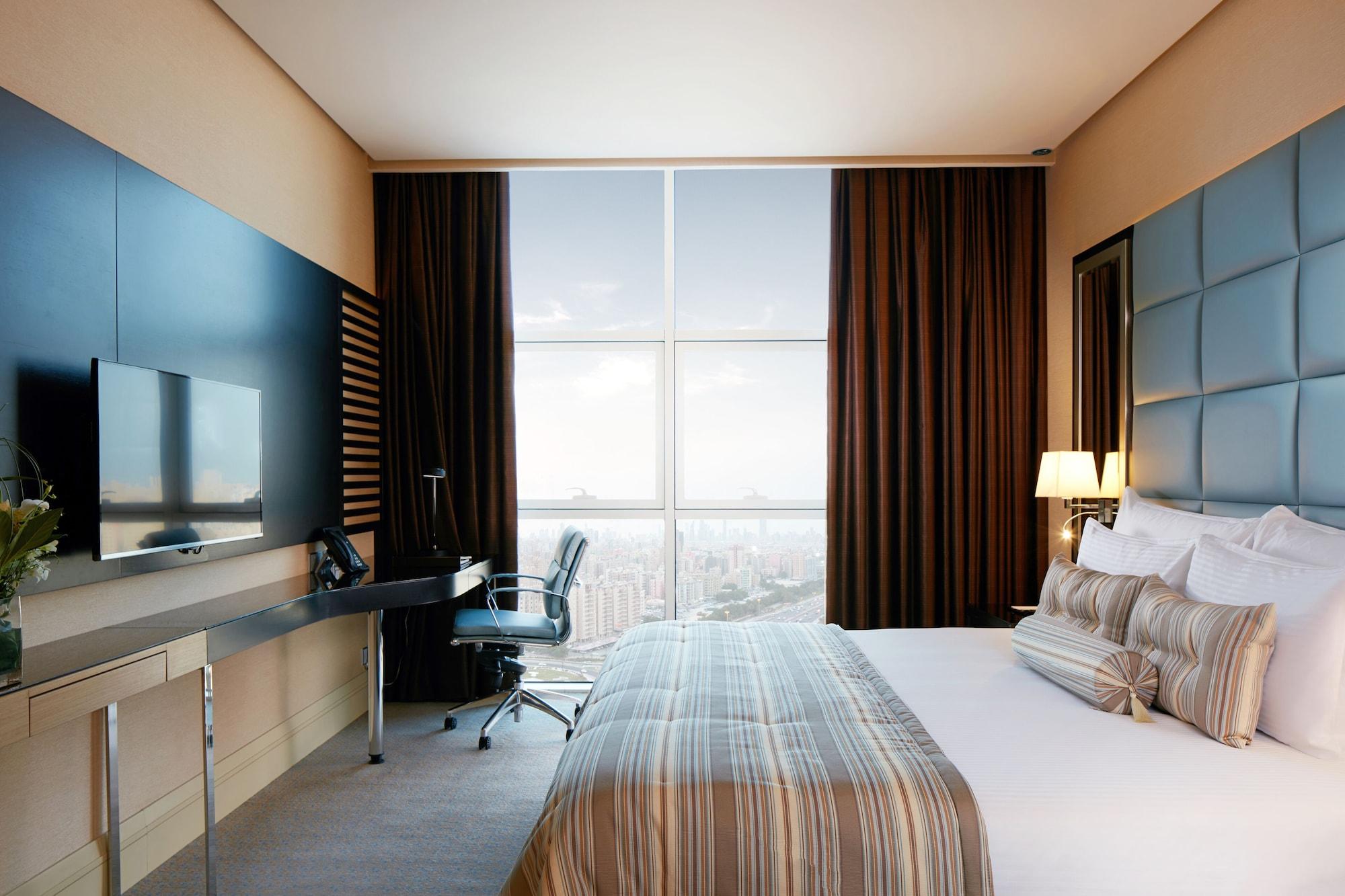 Millennium Hotel & Convention Centre Kuwait Кувейт Экстерьер фото A bedroom at the hotel