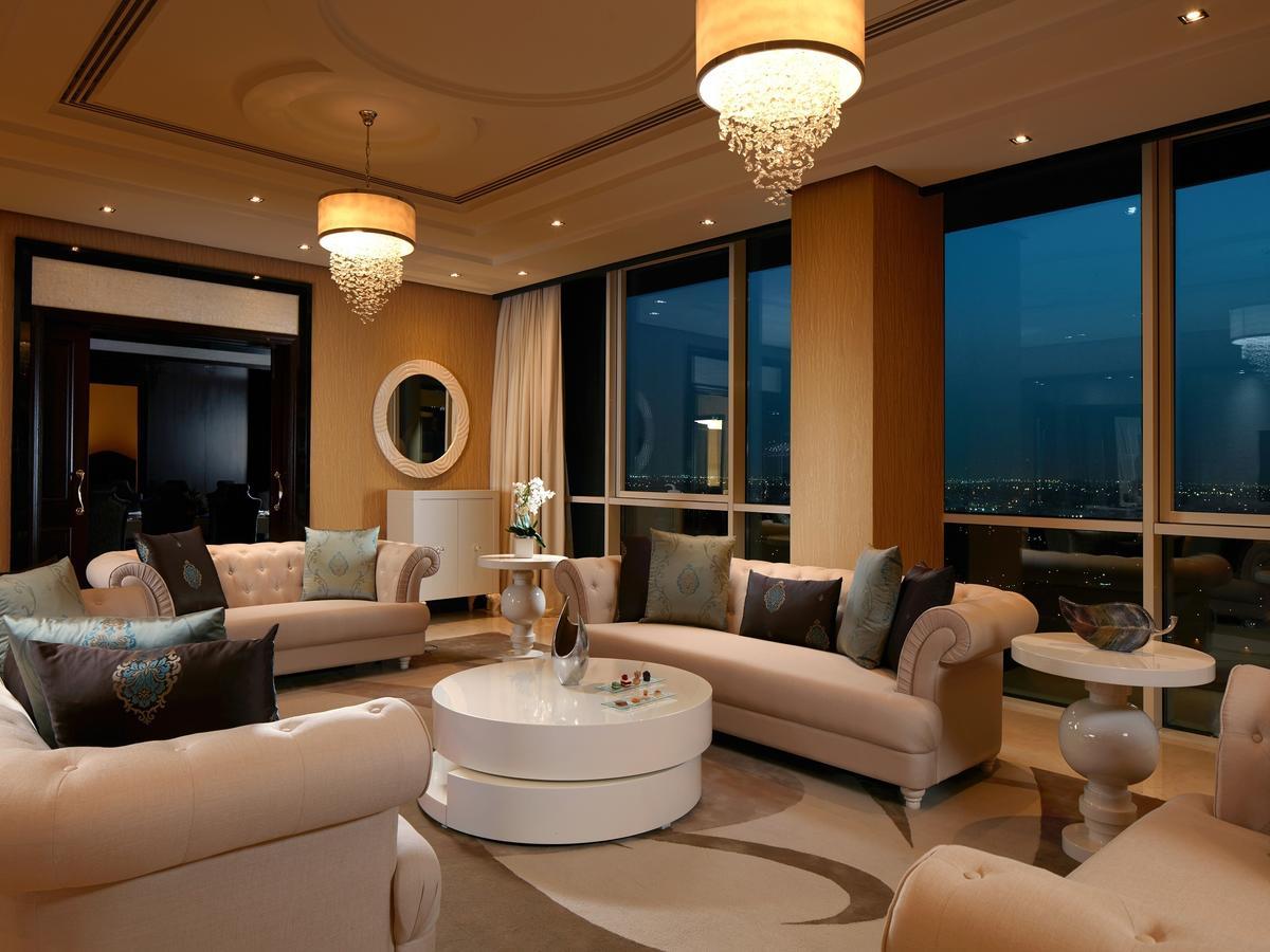 Millennium Hotel & Convention Centre Kuwait Кувейт Экстерьер фото The living room of a penthouse suite at the Ritz-Carlton, Dubai