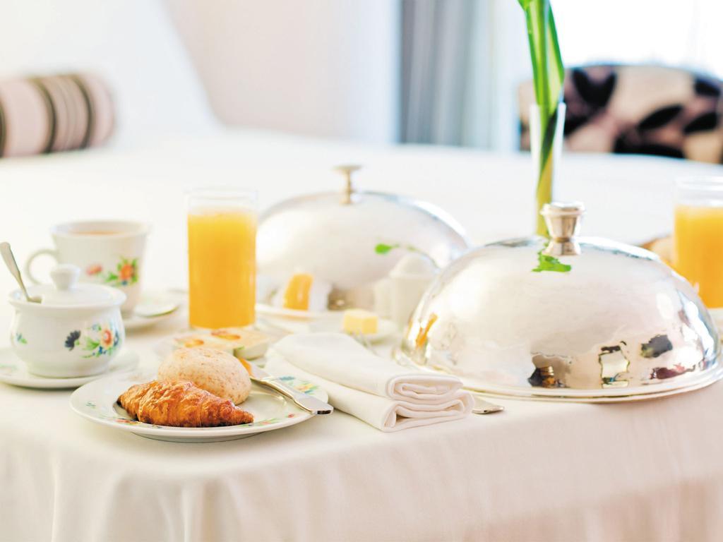 Millennium Hotel & Convention Centre Kuwait Кувейт Экстерьер фото Room service