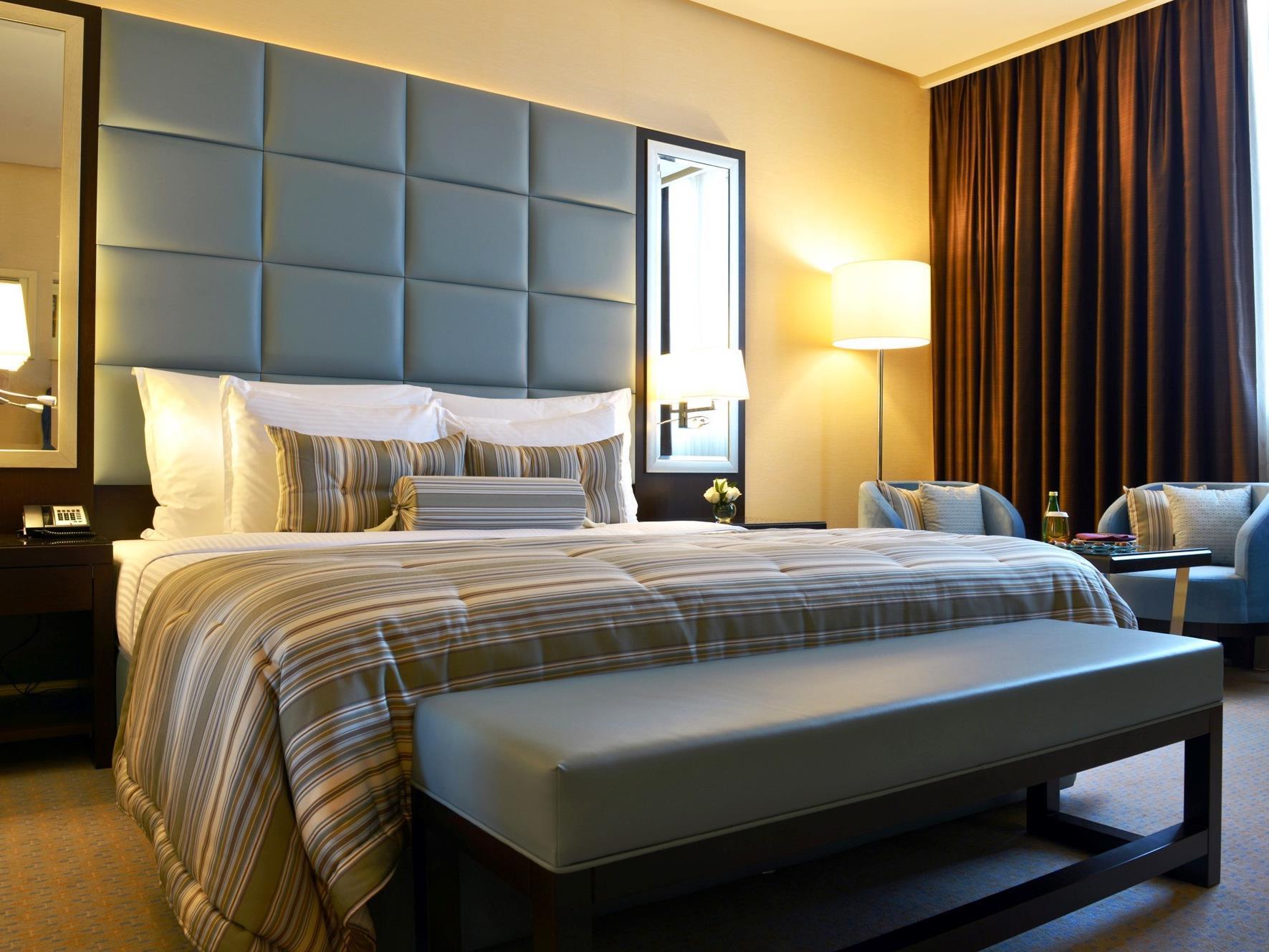 Millennium Hotel & Convention Centre Kuwait Кувейт Экстерьер фото A bedroom at the hotel