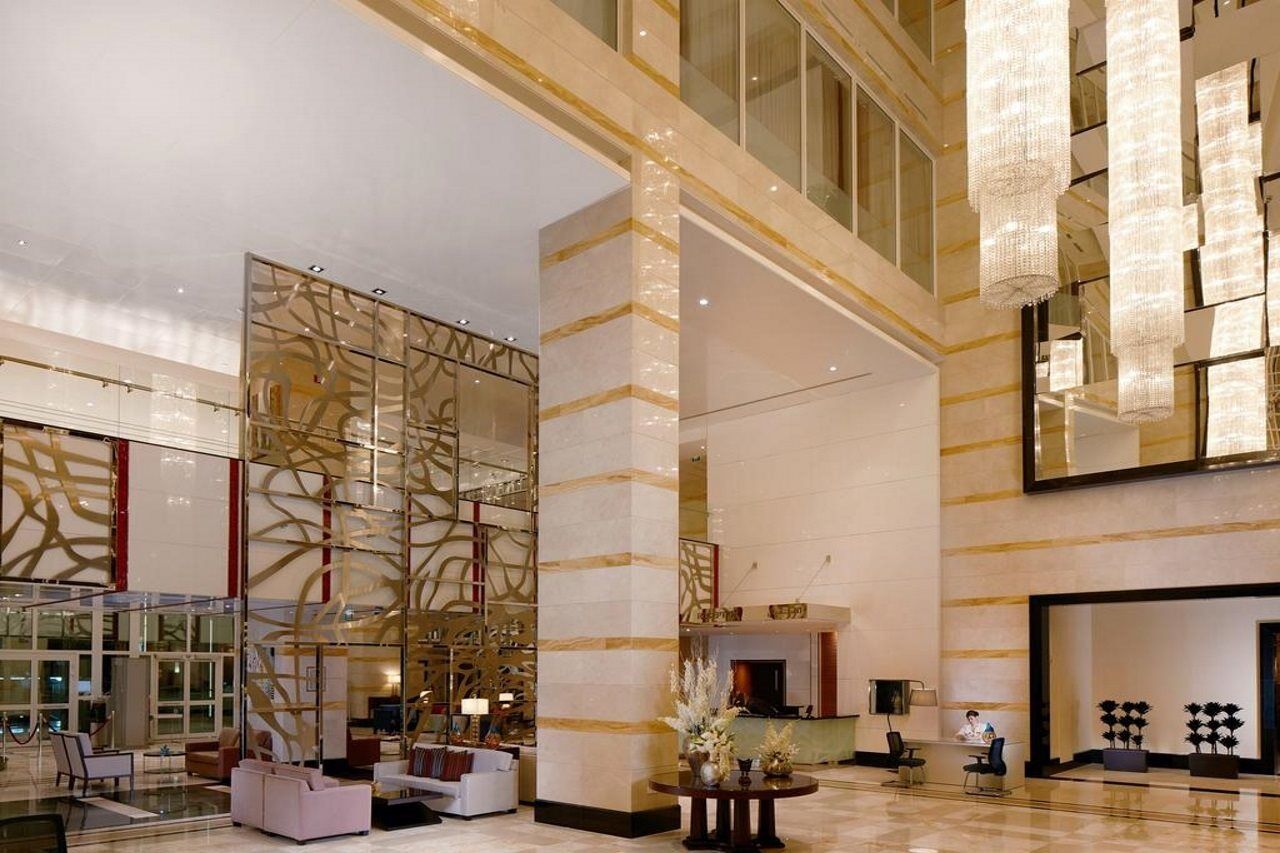 Millennium Hotel & Convention Centre Kuwait Кувейт Экстерьер фото Lobby